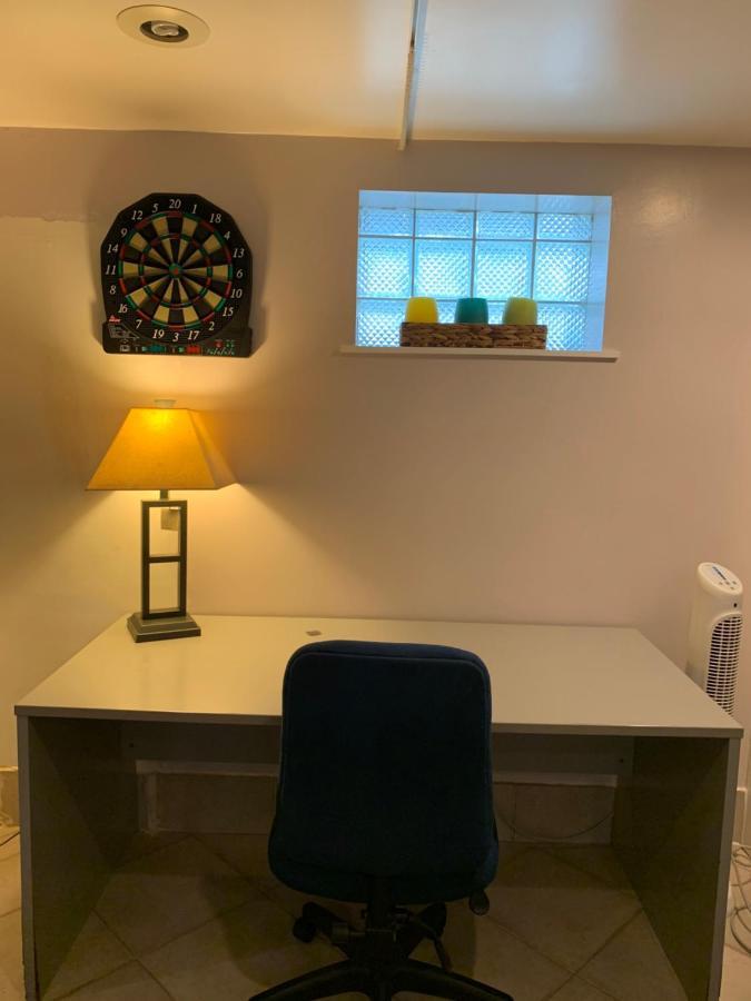 Separate Big Room Near Jfk And Laguardia Airport New York Buitenkant foto